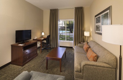 San Pedro Garza Garcia Hotel | Staybridge Suites Monterrey - San Pedro by IHG