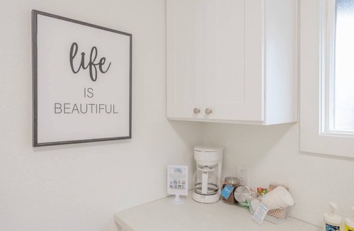 Coos Bay House | #StayInMyDistrict Indigo Cottage Coos Bay