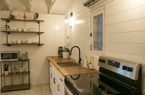 Laurel Park Cottage | Stone Cottage