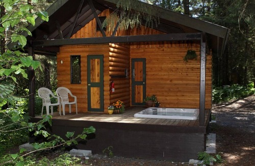 Bear Creek House | Stoney Creek Inn