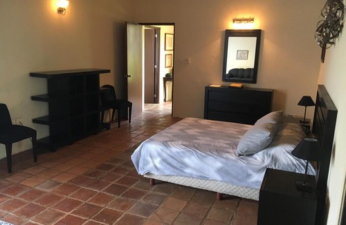 Medellin Villa | Strategically located in central Veracruz, close to everything. Here you rest.