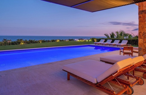 San Jose del Cabo Villa | Stunning 11Bd Villa, Chef + Butler + Indoor Tennis + Steps from the Beach!