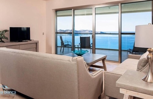 San Carlos Condo | Stunning 14th floor Luxury Condo w private balcony and epic ocean views - Playa Blanca by RedAwning