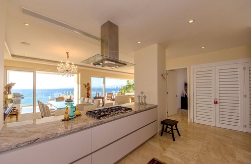South Shore Hotel Area Condo | STUNNING 3400 SQFT OCEANFRONT LUXURY @ SAYAN BEACH.