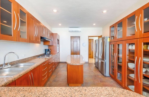 Akumal Villa | Stunning Caribbean View with Entrance to Yal-ku Lagoon Akumal