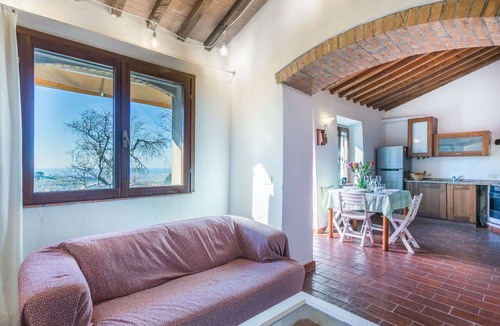 Castellina Marittima House | Stunning private villa for 6 guests with hot tub, WIFI, terrace, pets allowed and panoramic view