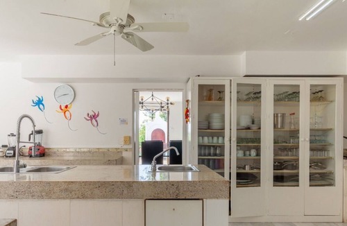 Conchas Chinas Villa | Stunning Oceanview Villa with Amazing sunsets - Villa Castillo - Chef prepared Breakfast 5BD Villa for rent in Conchas Chinas, Puerto vallarta