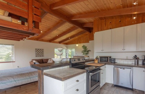 Montara House | Stunning Oceanview Coastal Home – Beach, Trails, Family Activities