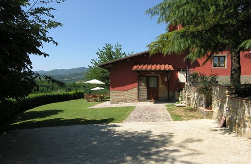 Vicchio Villa | Stunning private villa for 9 guests with WIFI, private pool, TV and parking