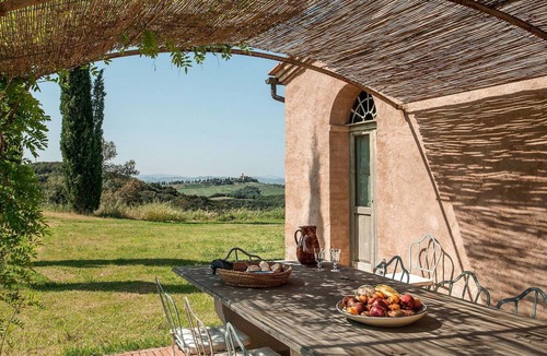Camigliano Villa | Stunning private villa for 16 guests with private pool, WIFI, A/C, TV and panoramic view