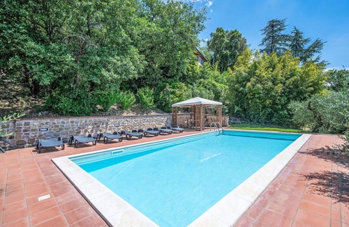 San Feliciano Villa | Stunning private villa for 8 people with A/C, WIFI, private pool, TV, patio and pets allowed