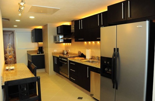 South Hotel Zone Condo | Stunningly Appointed Hotel Zone Beachfront Luxury with Breathtaking Views