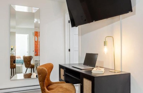 Sainte-Marie Apartment | Stylish 3BR in Montreal