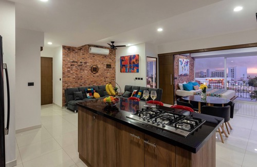 Fluvial Vallarta Apartment | Stylish Golden Beach View Apartmen