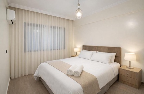 Hivernage Apartment | Stylish & Spacious Modern Apartment with Pool