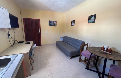 Tuxtla Gutierrez Apartment | Suite el Angel #2, ideal for resting in a spacious and serene space.