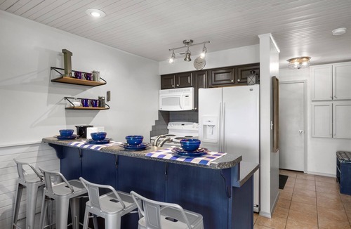 Notch Estates Condo | Summer Fun! |Near SDC, Lake & Shows
