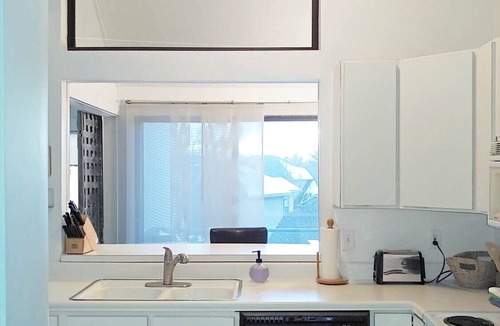 Millcreek Condo | SUNNY QUIET MOUNTAIN VIEWS AT BASE OF CANYONS BY SKI RESORTS, PARK, REC CENTER.