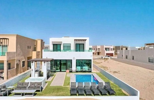 La Choya House | Sunset Beach House Ocean Front Hot Tub & Pool