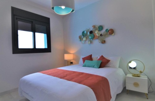 Benidorm Apartment | Sunset Waves by Apturist