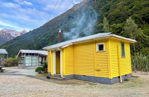 Otira Cabin | Super Cosy Basic Alpine Hut in the Middle of Alps & National Park. Great Scenery