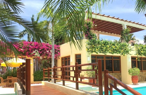 P Chahue Apartment | SUPERB CONTEMPORARY CONDO WITH POOL AND 4 MIN FROM CHAHUE BEACH