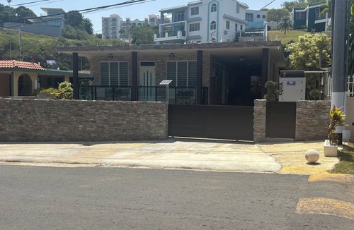 Borinquen Apartment | Survival Nice Apartment in Aguadilla PR, 5 Min. to Crash Boat/Wishing Well Beach
