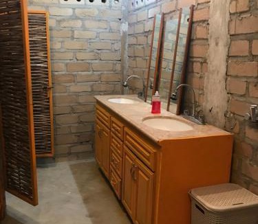 La Ventana House | Susu’Z Village Hostel and Rooms