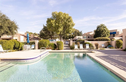 Quail Hill House | Swanky North Phx Upscale Townhome, Patio, Pool, Near Golf