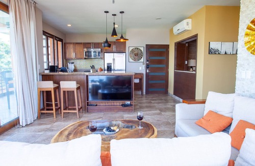 Romantic Zone Condo | Sweeping Banderas Bay Views, Rooftop Pool & Bar - Residences by Pinnacle Unit 20