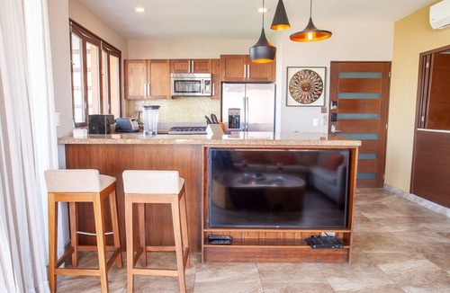 Romantic Zone Condo | Sweeping Banderas Bay Views, Rooftop Pool & Bar - Residences by Pinnacle Unit 20