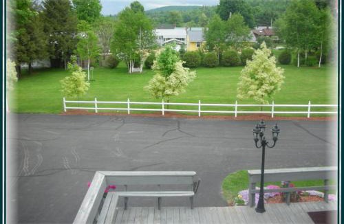Rumford Bed & Breakfast | Swift River Suites