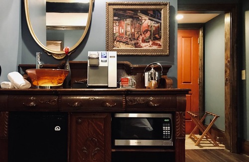 Over-the-Rhine Hotel | Symphony Hotel & Restaurant