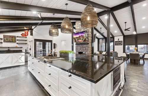 Regency Heights House | Tequila Fountain