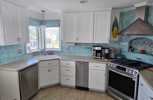 Hull House | The Beach House, Crescent Beach, Hull