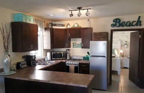 Brisas del Golfo House | The Beach Retreat! Backyard bar, games & fire pit!