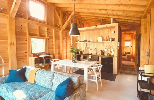 Sedgwick Cabin | The Cabins at Currier Landing Cabin 2: Meadow