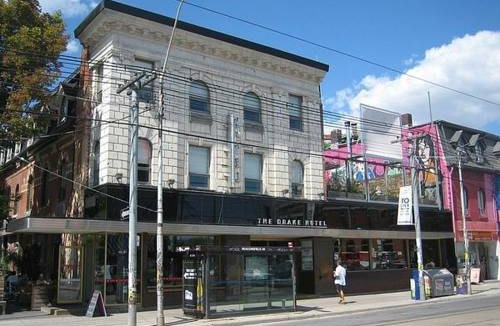 Beaconsfield Village Hotel | The Drake Hotel