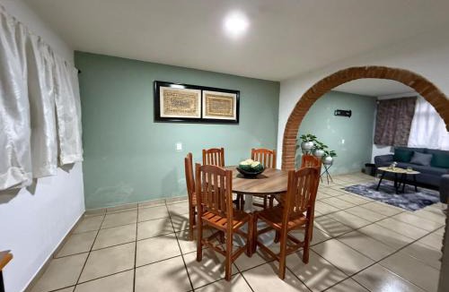 Santa Fe de la Laguna House | The Green House