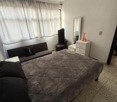 Santa Fe de la Laguna House | The Green House