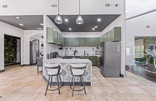 North Arlington Apartment | The Landry 306 | Spacious and Cozy 2 Bedroom 2bth