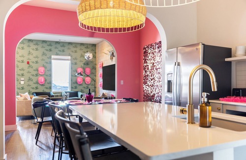 Five Points House | The Last Rodeo | Bachelorette Retreat | Sleeps 24 | 5 Mins to Broadway