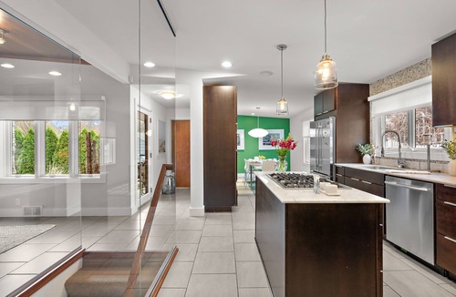 Lynnhurst House | "The Modern Muse" at Lake Harriet- by Roxy Rentals