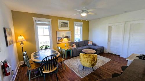Cherry Valley House | The Monarch - 4 Butternut