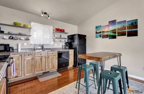 Rabbit Creek House | The Mountain Top Escape w/Scenic Views & Trails