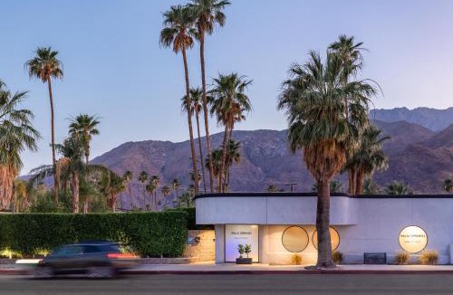 Little Tuscany Hotel | The Palm Springs Hotel