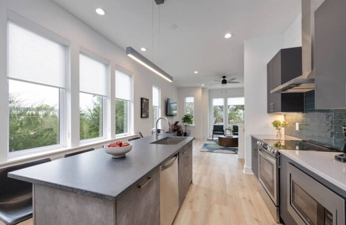 Radnor House | `The Ryman` 4BR Haven with Scenic Rooftop