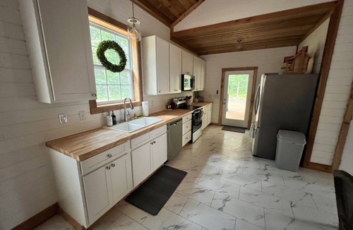 Monteagle Cabin | The Sandstone Chalet