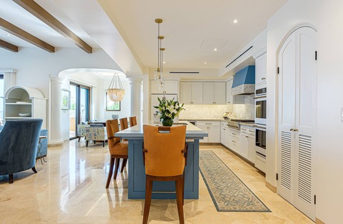 Laguna Hills Condo | TheNest. Oceanview condo with access to infinity pool and jacuzzi