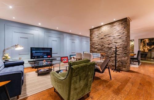 Anahuac House | Three-story house with RoofTop 15PAX Polanco area